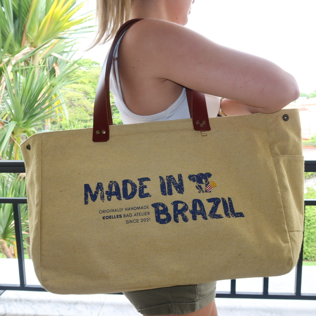 Bolsa Wallow Mostarda com Alça de Couro Marrom