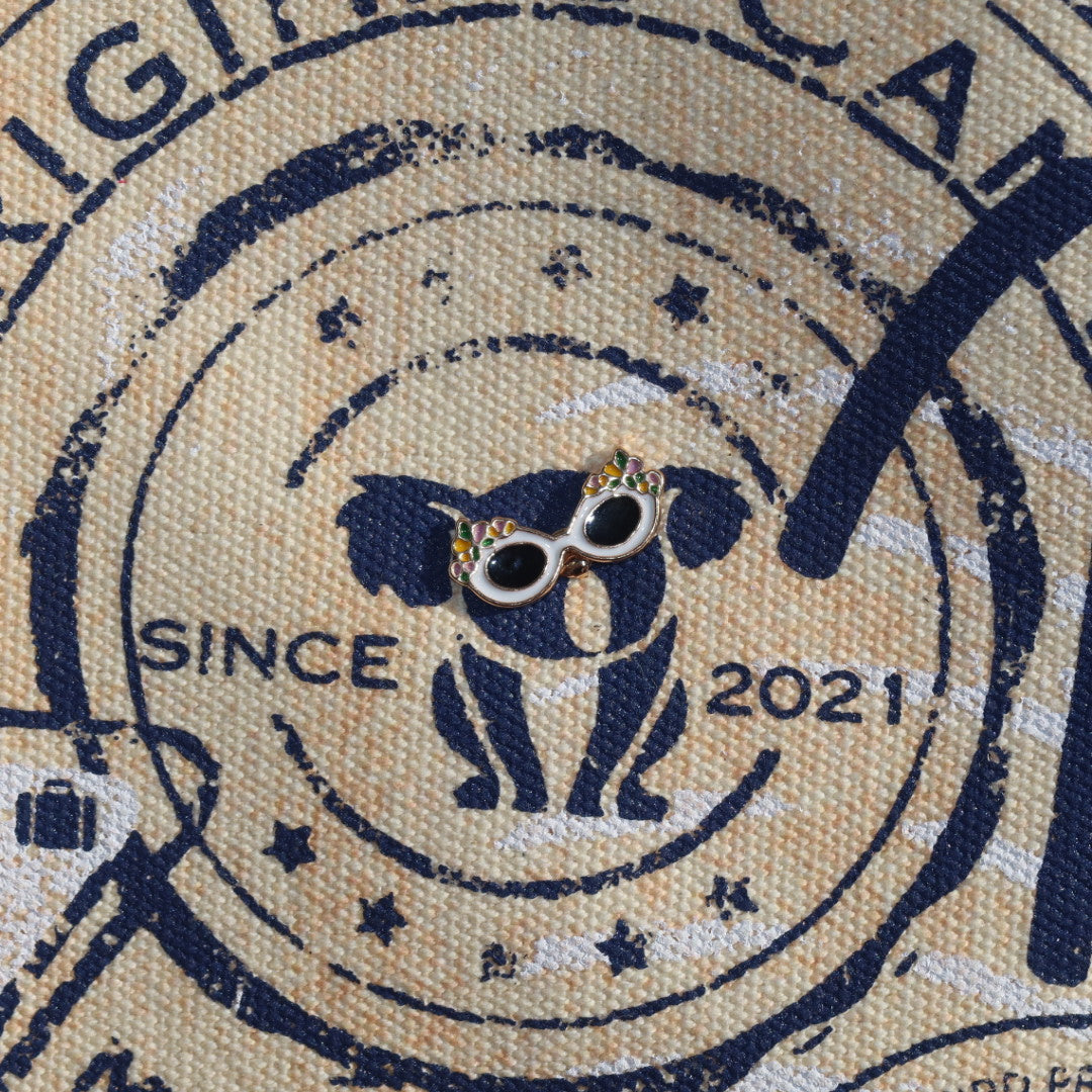 Bolsa Wallow Bege com Alça de Couro Off White com Zíper