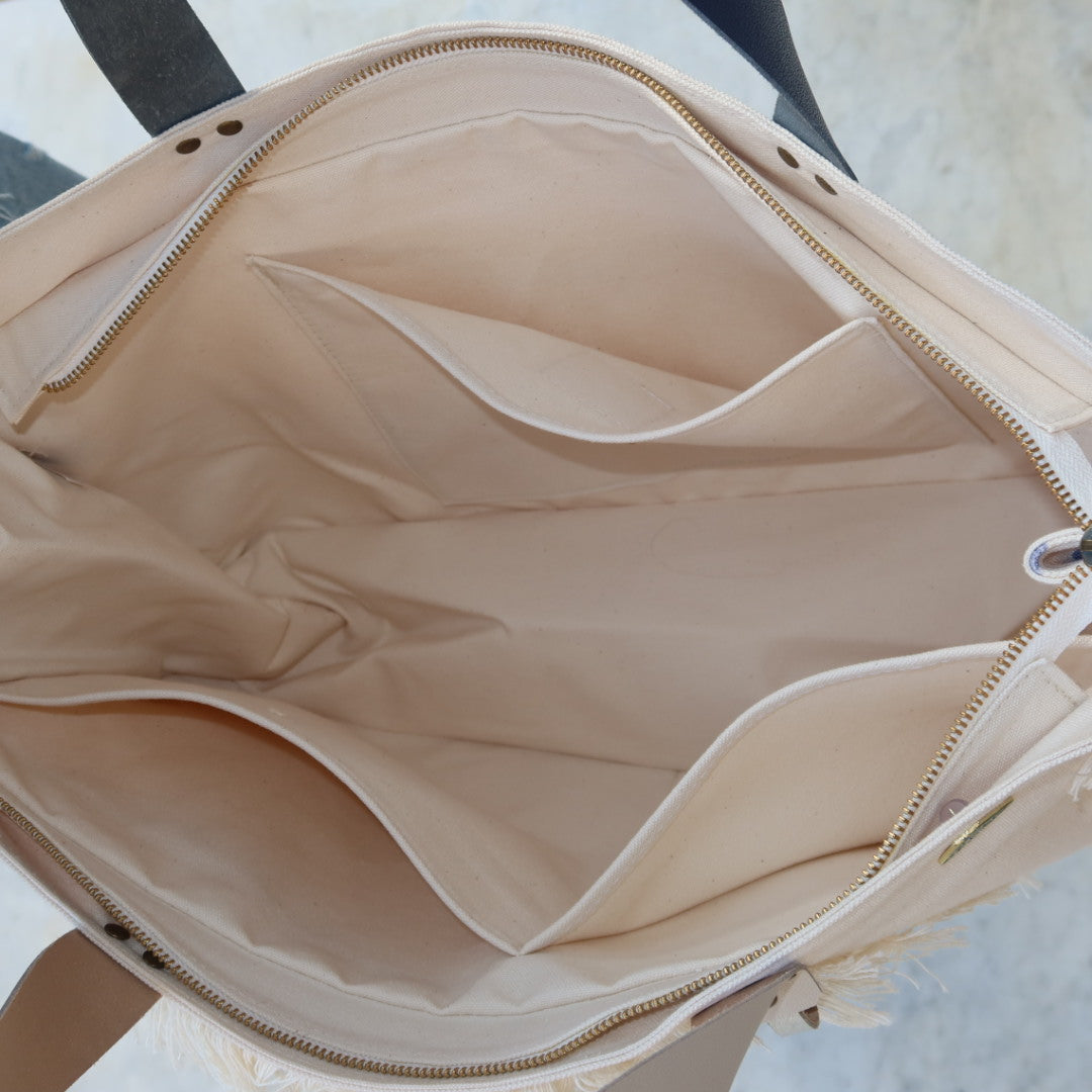 Bolsa Wallow Good Vibes Azul com Alça de Couro Off White e Marinho com Zíper