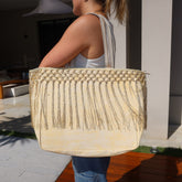 Bolsa Wallow Amarela Gold Edition com Zíper