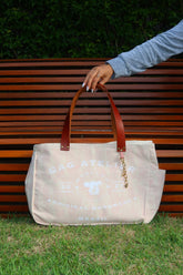 Bolsa Wallow Lilac com Alça de Couro Marrom