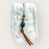 Necessaire Beijinho Cru