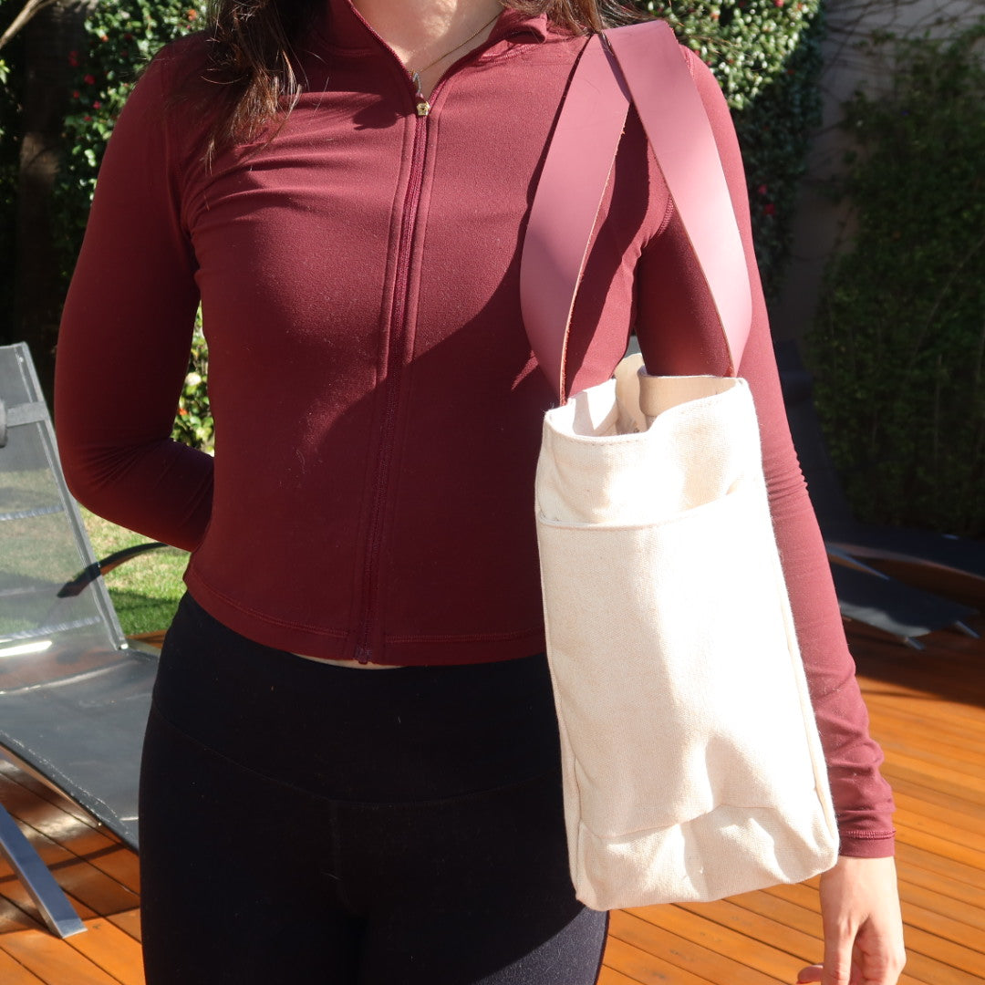 Bolsa Nuna Bege com Alças de Couro Rosa Escuro
