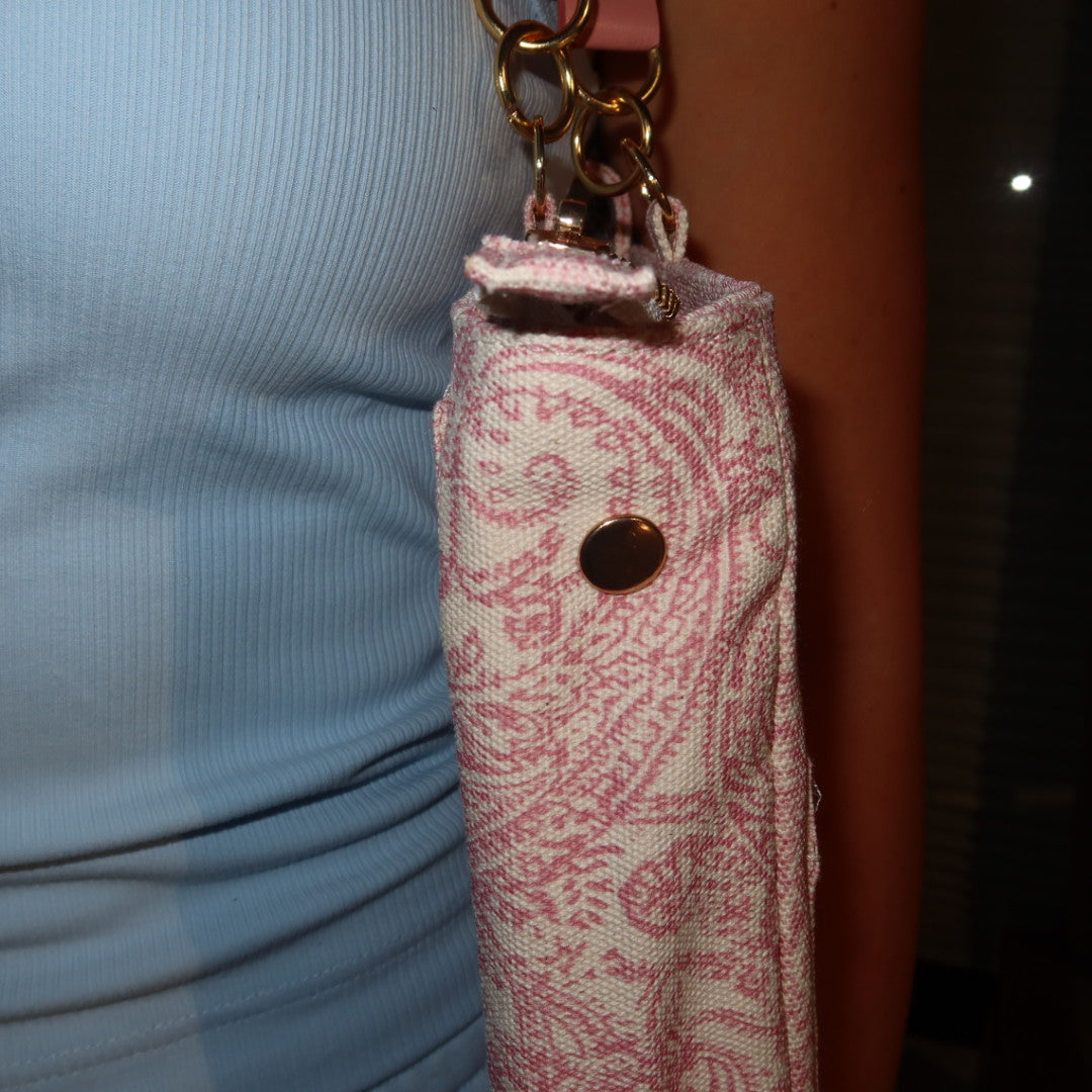Bolsa Katrin Arabesque Rosa com Alças de Corrente e Couro Rosa Claro