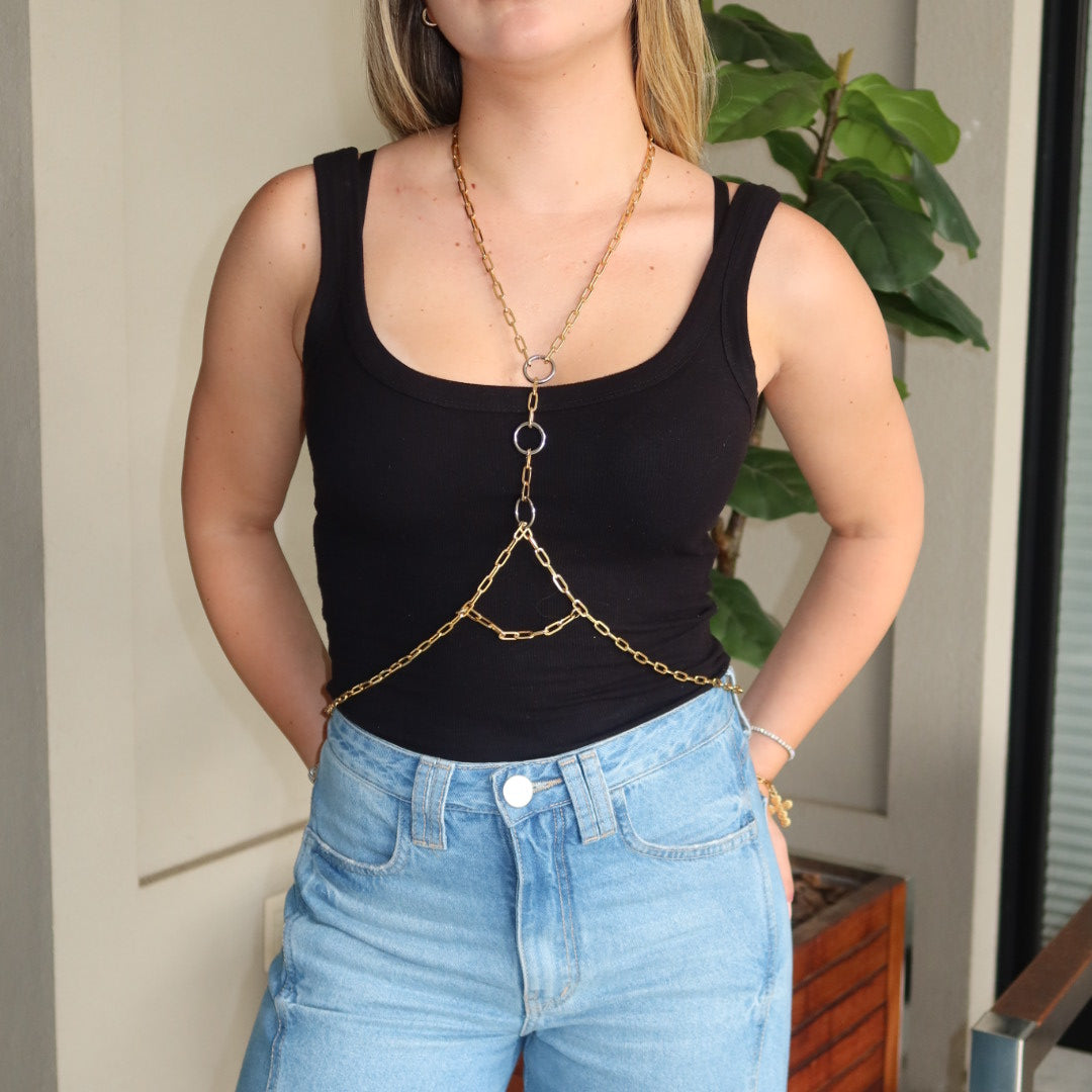 Body Chain Dourado com Círculos Prata