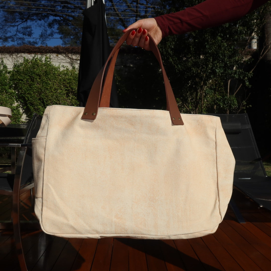 Bolsa Wallow Laranja com Alça de Couro Marrom