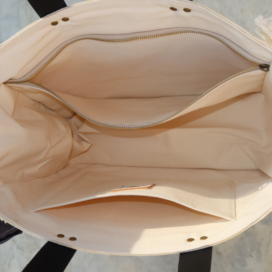 Bolsa Nuna Amarela com Alças de Couro Dourada