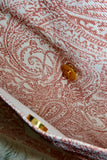 Bolsa Katrin Arabesque Terracota com Alças de Corrente e Couro Bege