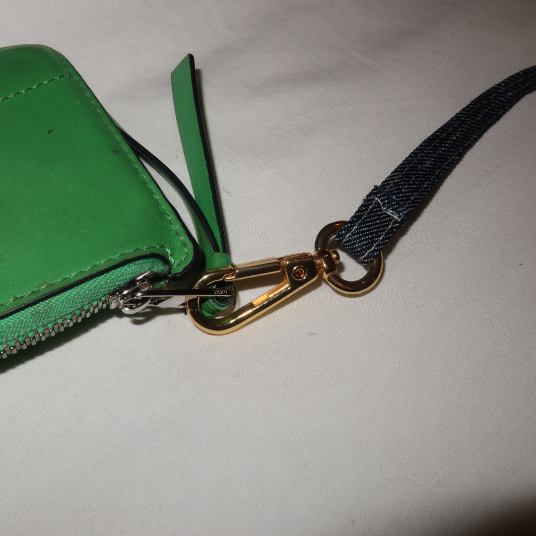Bolsa Katrin Jeans Escuro PET com Alças de Corrente e Couro Preto