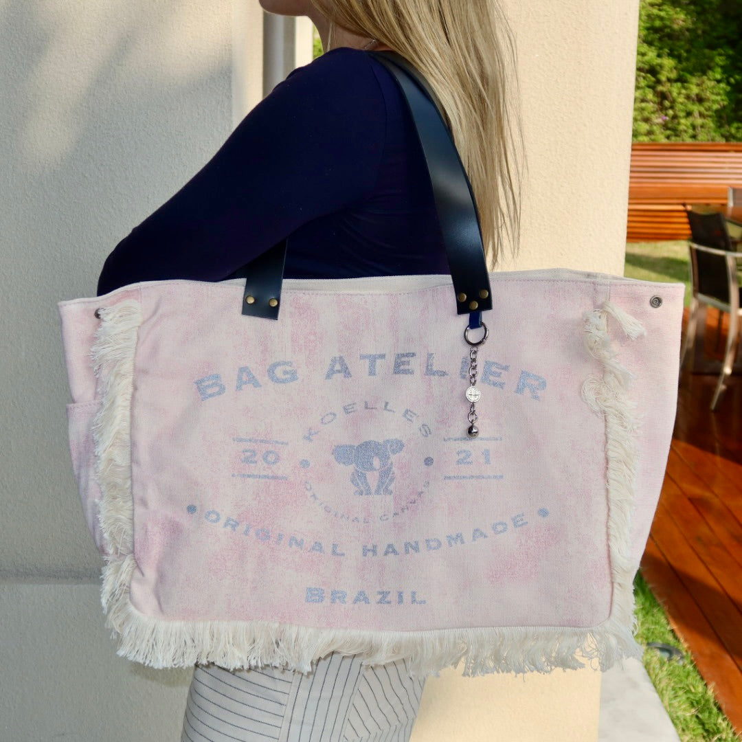 Bolsa Wallow Lilac com Alça de Couro Preto com Zíper