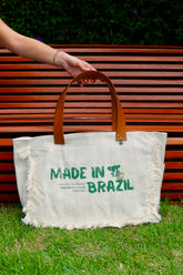 Bolsa Wallow Verde com Alça de Couro Marrom com Zíper