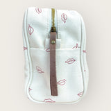 Necessaire Beijinho Cru