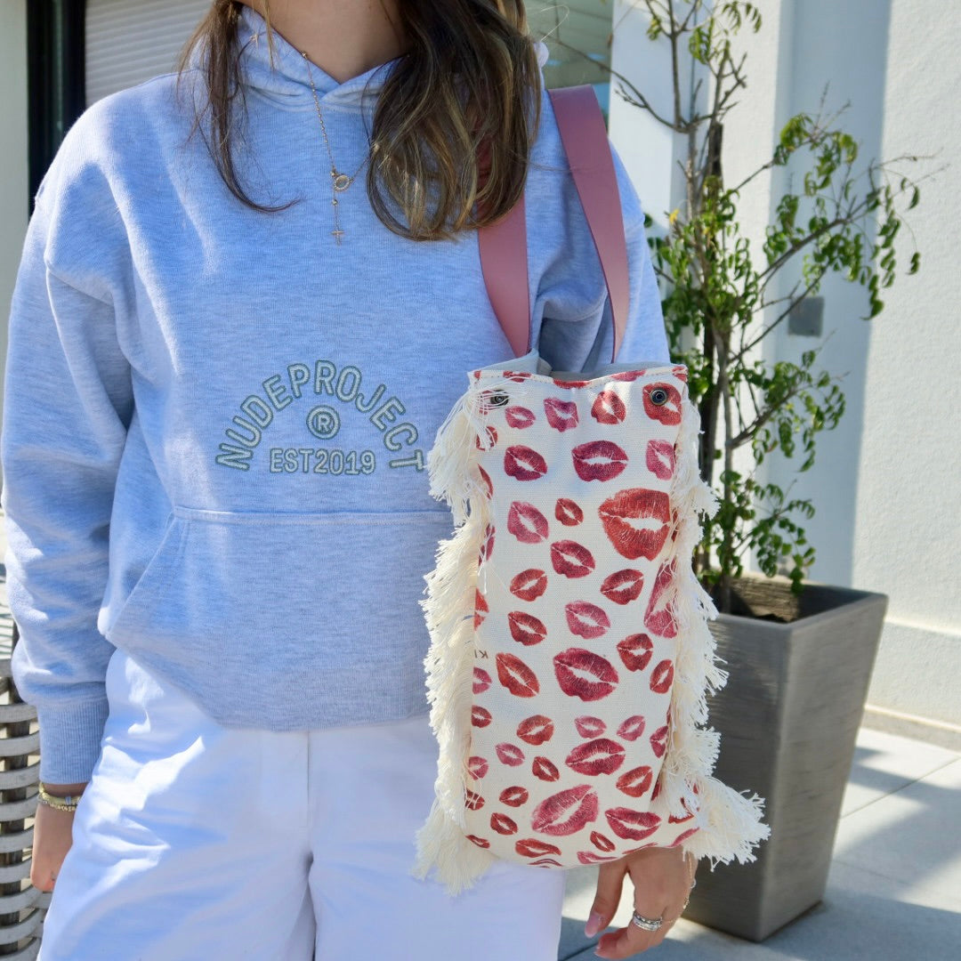 Bolsa Wallow Marilyn com Alça de Couro Rosa Claro