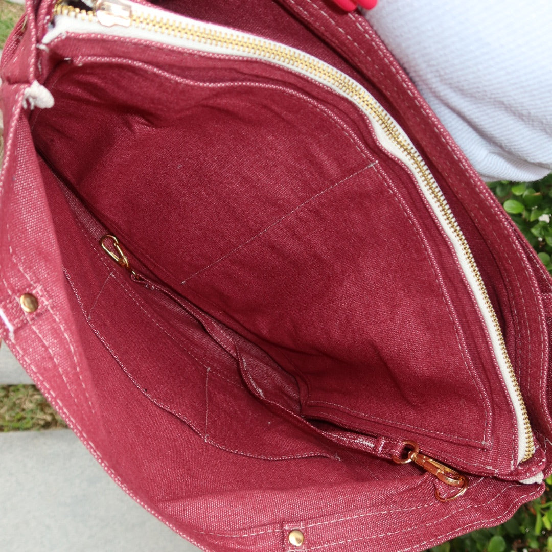 Bolsa Katrin Vinho com Alças de Corrente e Couro Marrom e Vinho