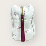 Necessaire Beijinho Cru