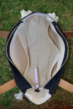 Bolsa Nuna Jeans Preto com Alças de Couro Off White com Zíper