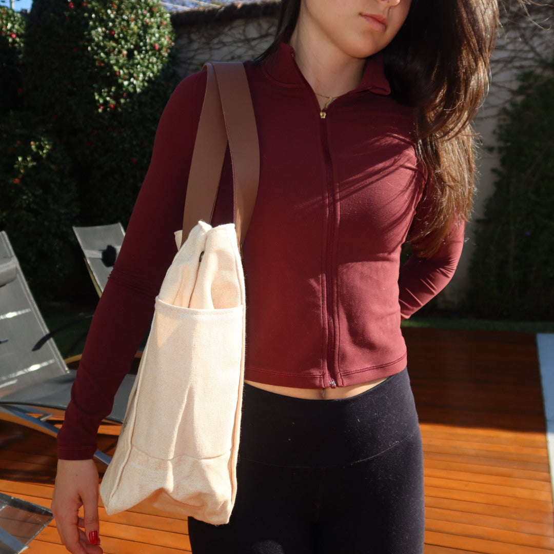 Bolsa Wallow Laranja com Alça de Couro Marrom