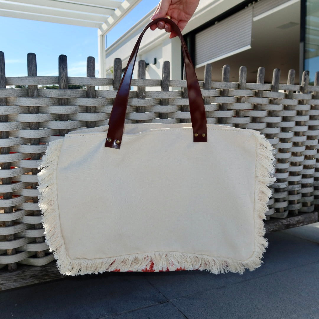 Bolsa Wallow Marilyn com Alça de Couro Marrom Vinil