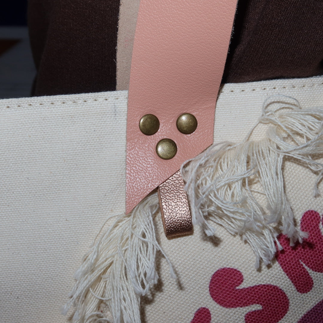 Bolsa Wallow Good Vibes Rosa com Alça de Couro Rosa Claro com Zíper