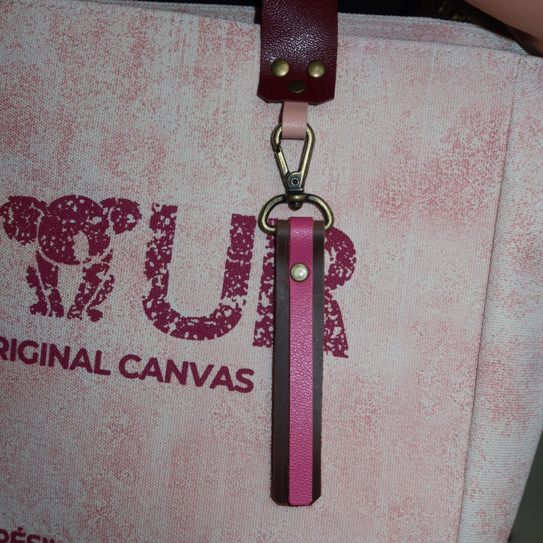 Bolsa Nuna Rosa com Alças de Couro Vinho
