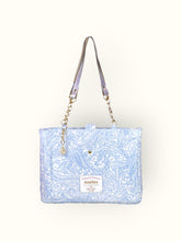 Bolsa Katrin Arabesque Azul com Alças de Corrente e Couro Prata