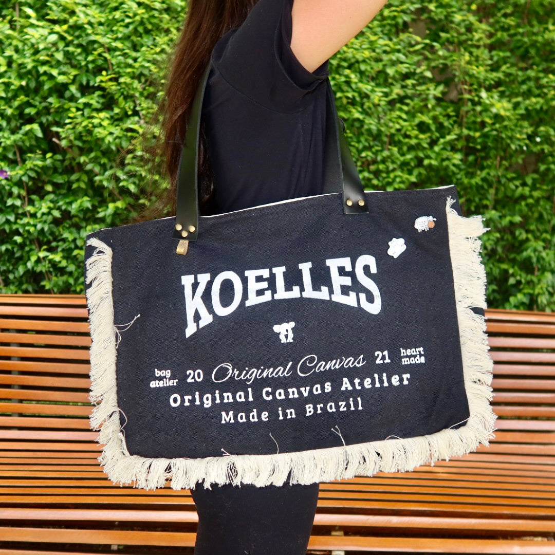 Bolsa Wallow Preto com Alça de Couro Preto