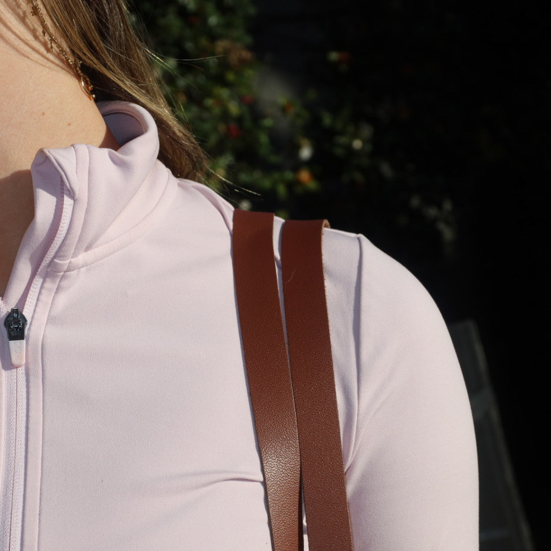 Bolsa Katrin Aqua com Alças de Corrente e Couro Marrom