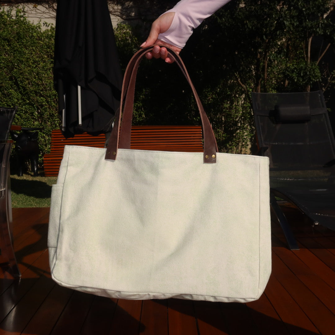 Bolsa Wallow Verde com Alça de Couro Marrom