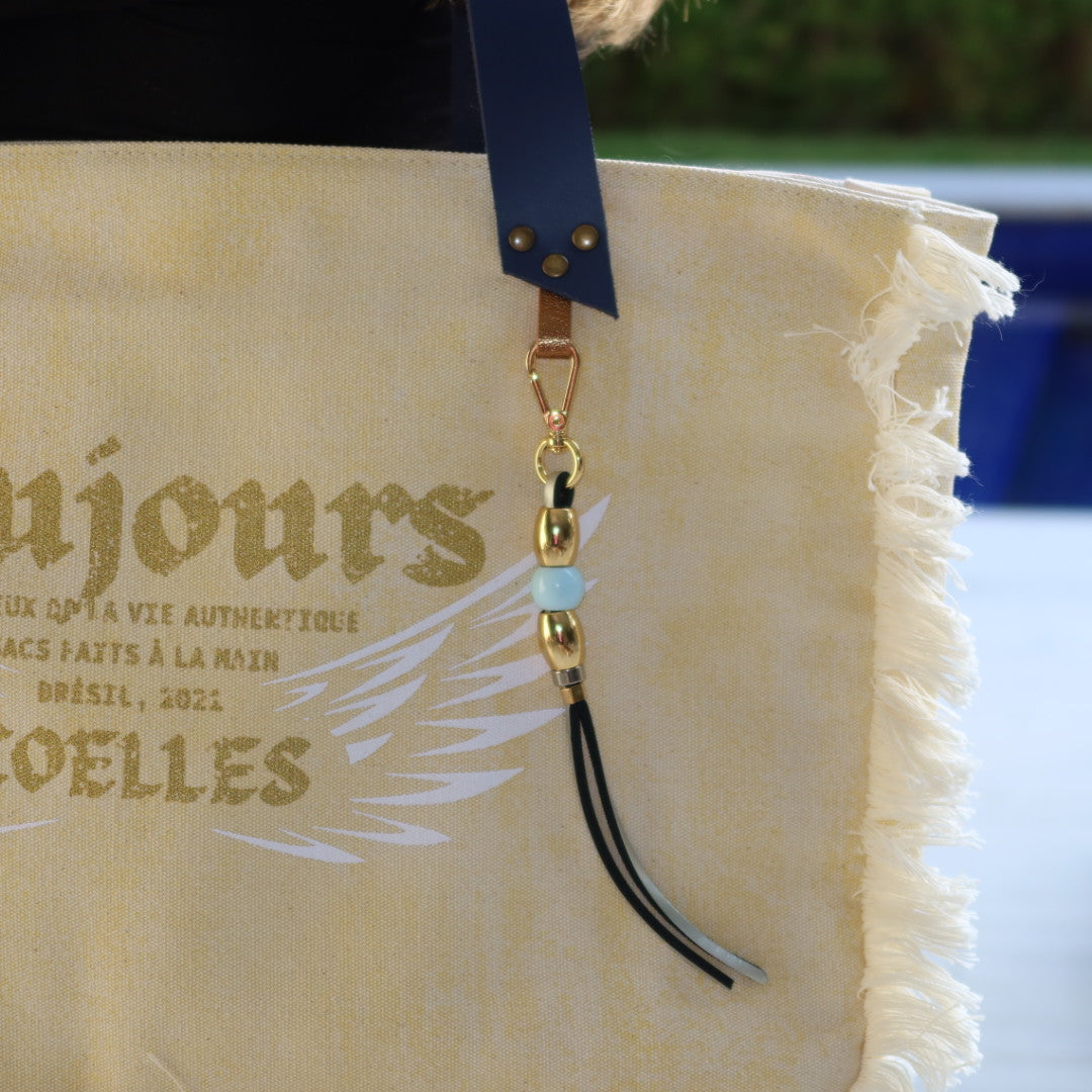 Bolsa Wallow Amarela com Alça de Couro Marinho com Zíper