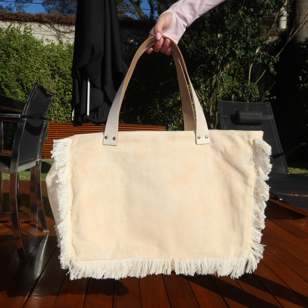 Bolsa Wallow Bege com Alça de Couro Off White com Zíper