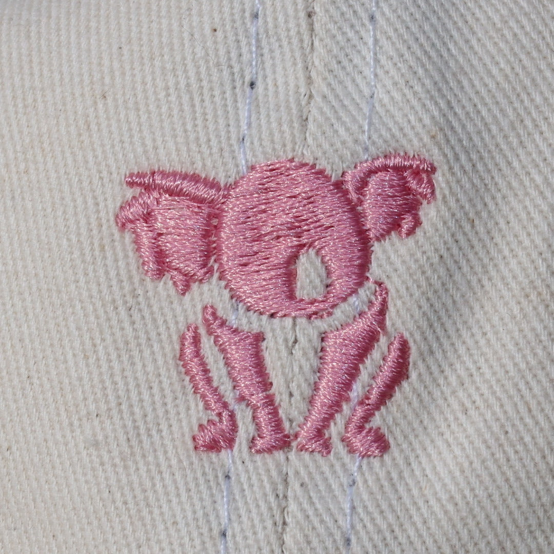 Boné Branco com Rosa