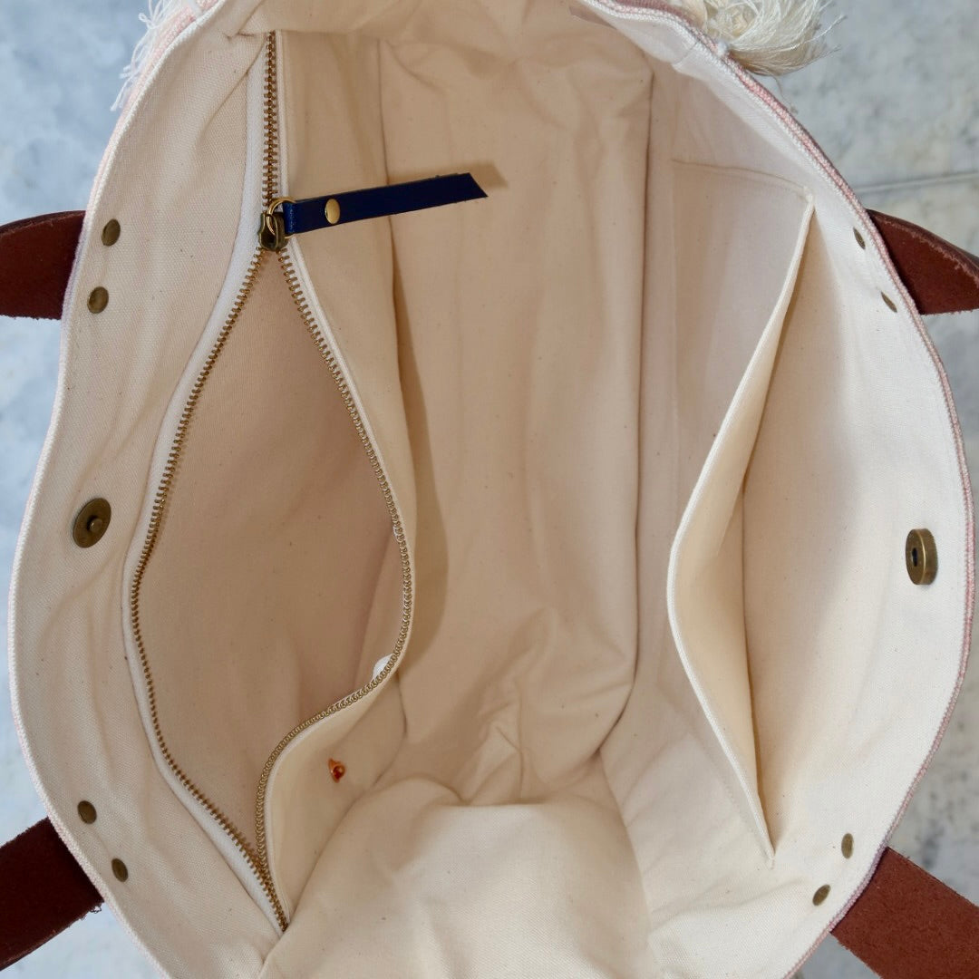 Bolsa Nuna Rosa com Alças de Couro Marrom