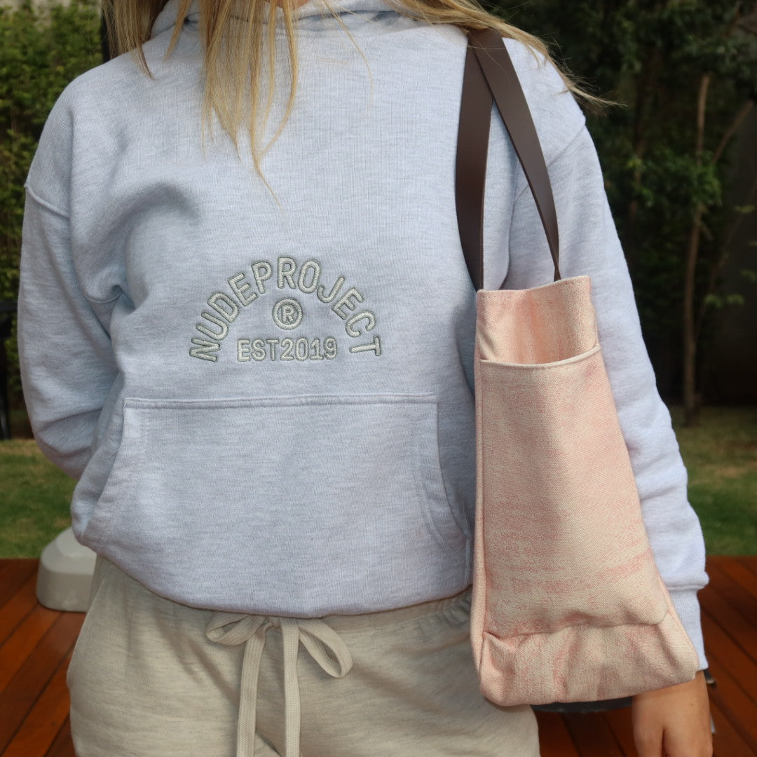 Bolsa Nuna Rosa com Alças de Couro Marrom Escuro