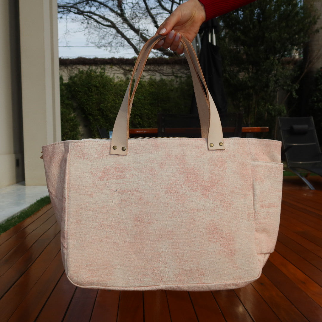 Bolsa Nuna Rosa com Alças de Couro Rosa Claro