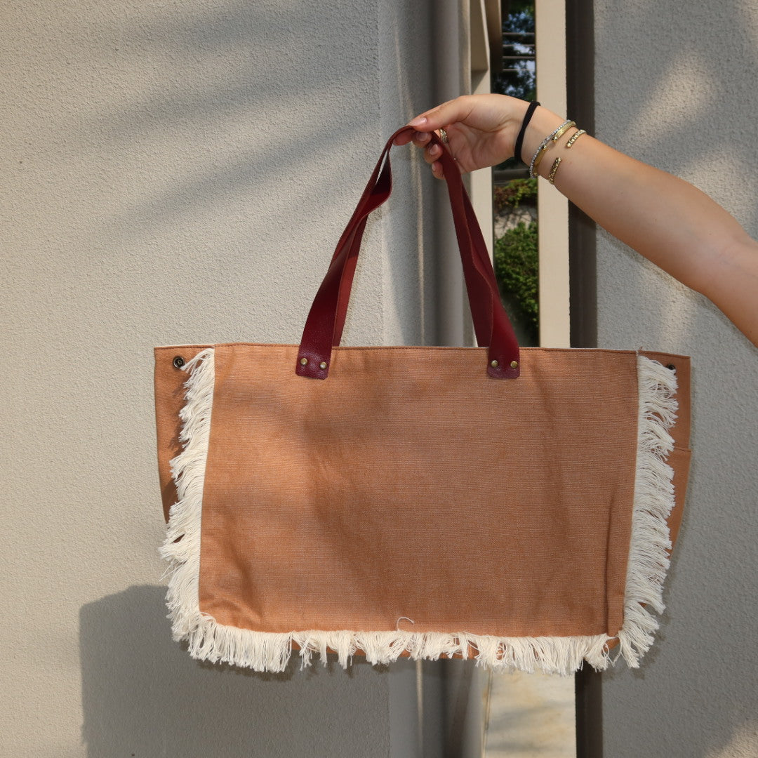 Bolsa Wallow Caramelo com Alça de Couro Vinho