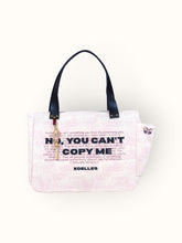 Bolsa Nuna Lilac com Alças de Couro Preta