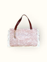 Bolsa Wallow Arabesque Terracota com Alça de Couro Marrom com Zíper
