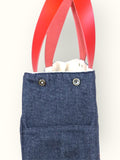 Bolsa Wallow Jeans Preto com Alça de Couro Vermelha com Zíper