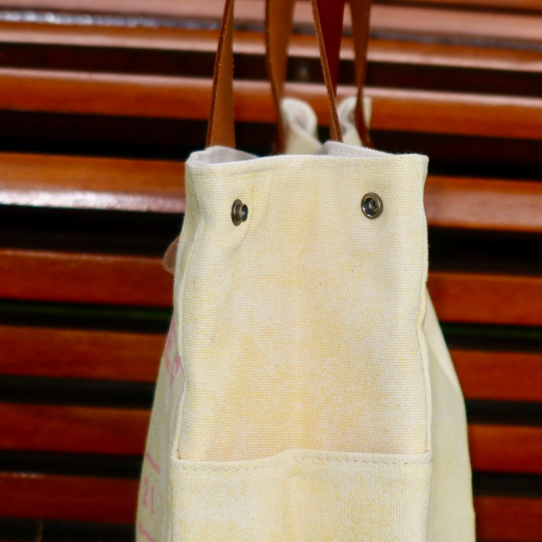 Bolsa Wallow Amarela com Alça de Couro Marrom