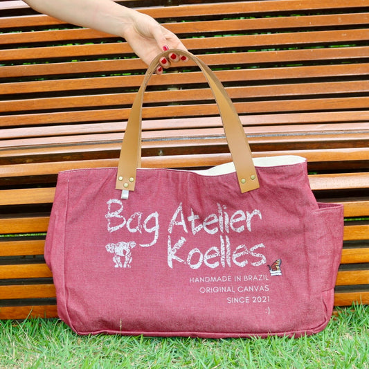 Bolsa Wallow Vinho com Alça de Couro Caramelo