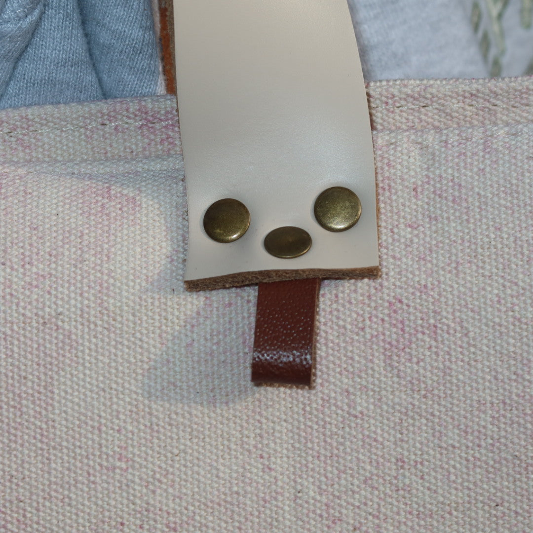 Bolsa Nuna Lilac com Alças de Couro Off White e Marrom