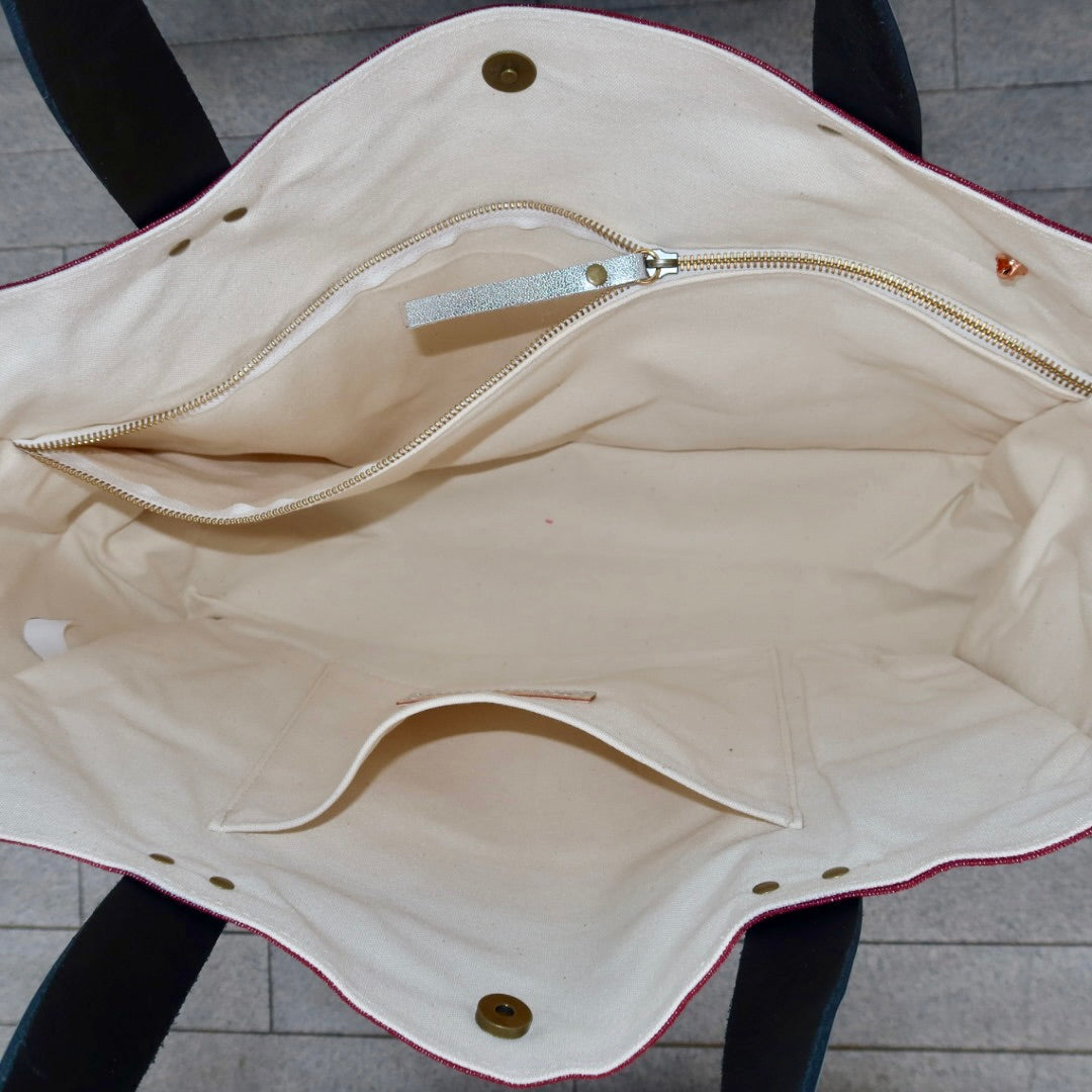 Bolsa Wallow Vinho com Alça de Couro Prata