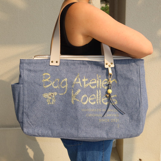 Bolsa Wallow Jeans Claro com Alça de Couro Off White com Zíper