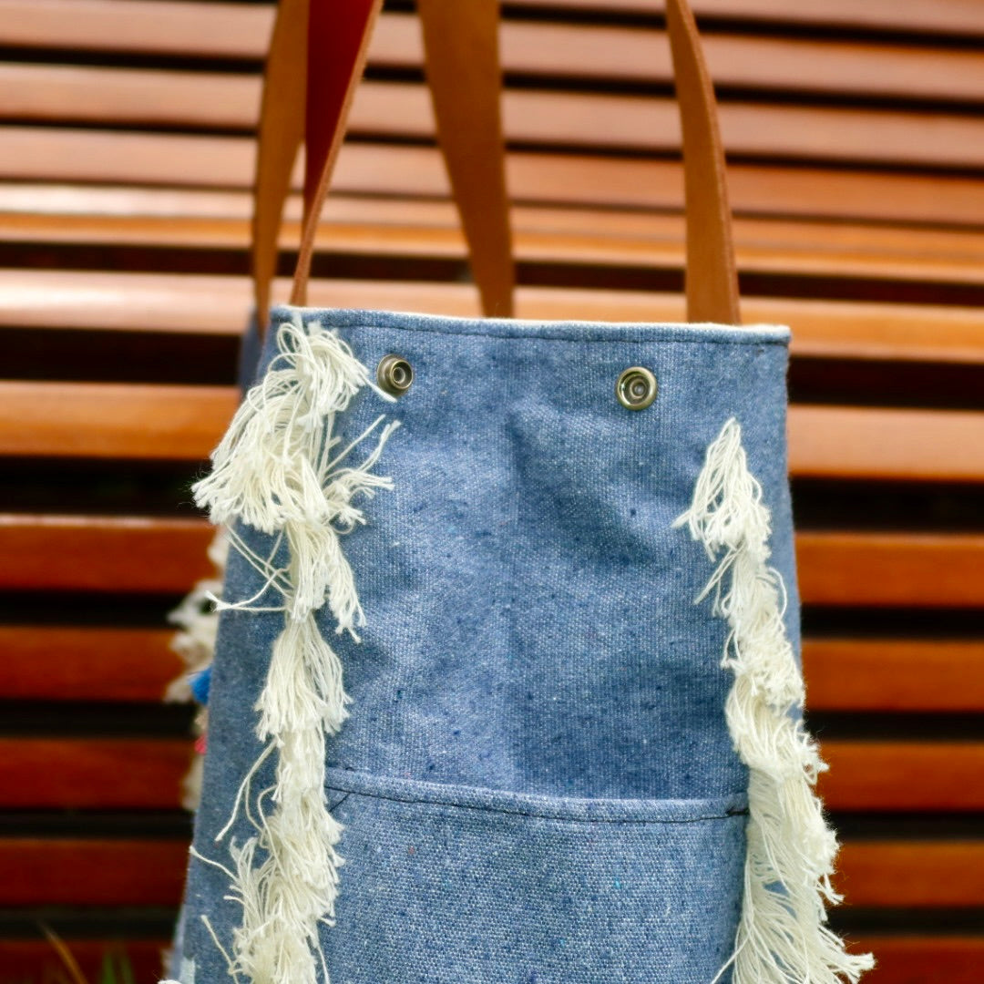 Bolsa Wallow Jeans com Alça de Couro Marrom