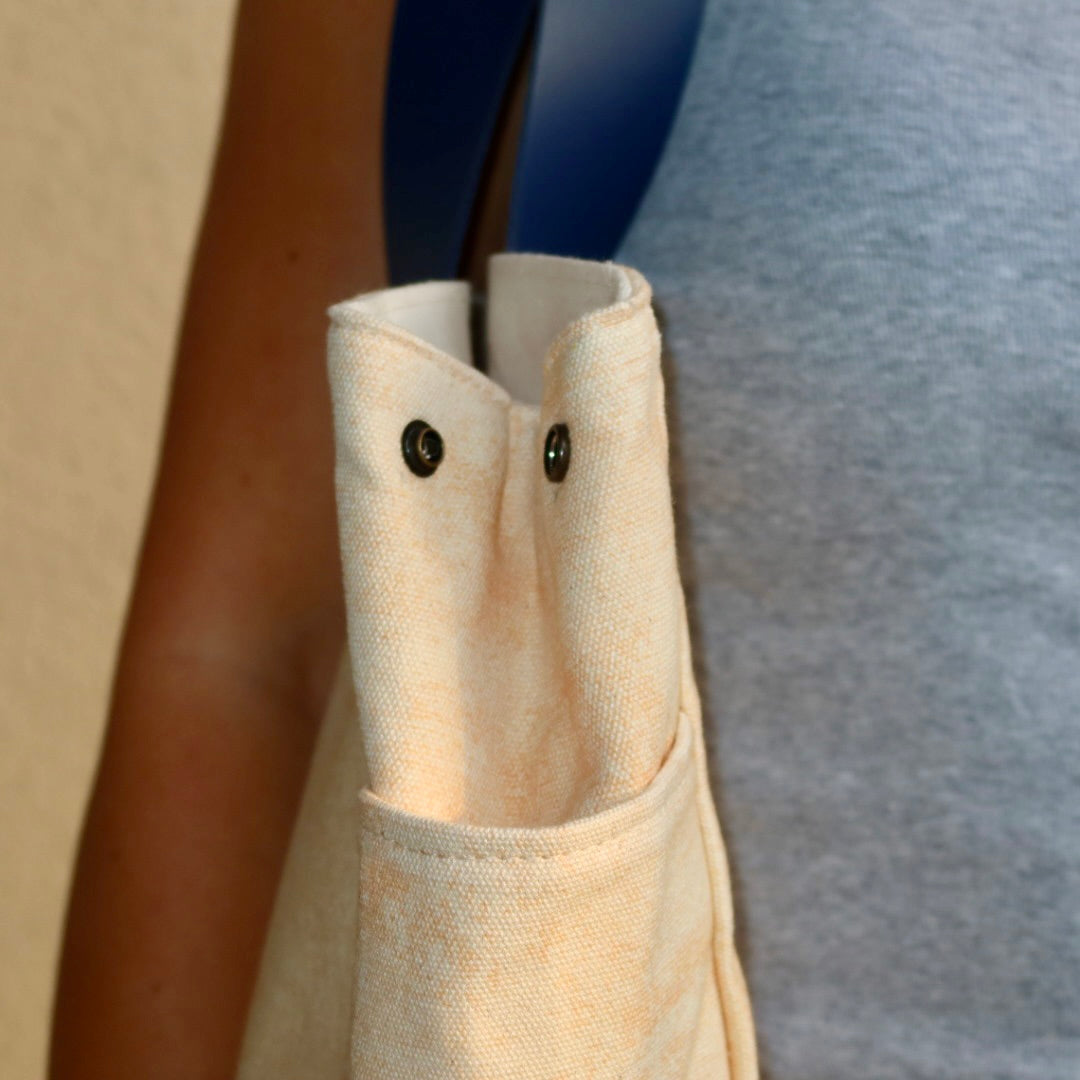Bolsa Wallow Laranja com Alça de Couro Marinho