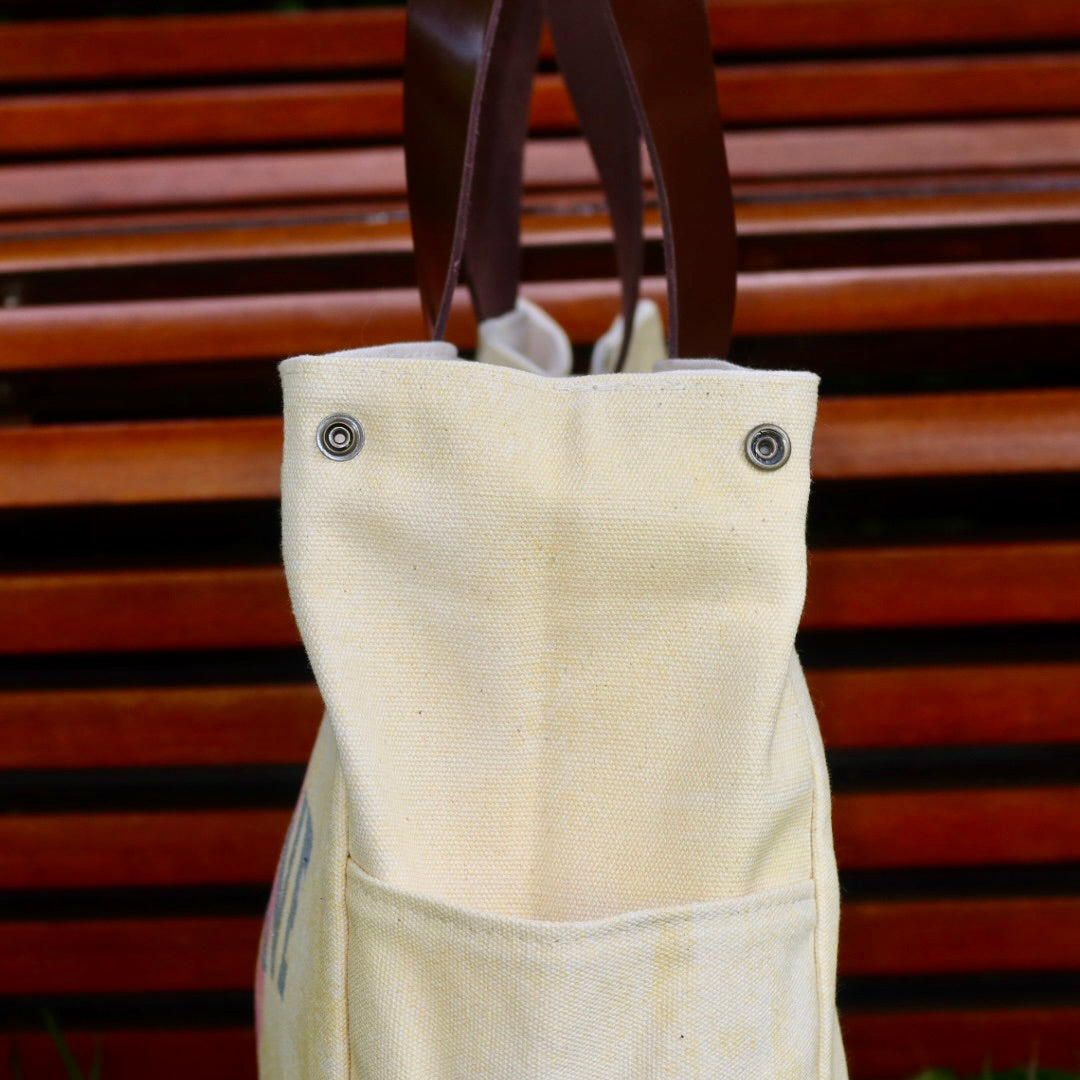 Bolsa Wallow Amarelo com Alça de Couro Marrom Escuro Vinil