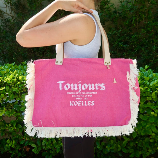 Bolsa Wallow Rosa Choque com Alça de Couro Off White com Zíper