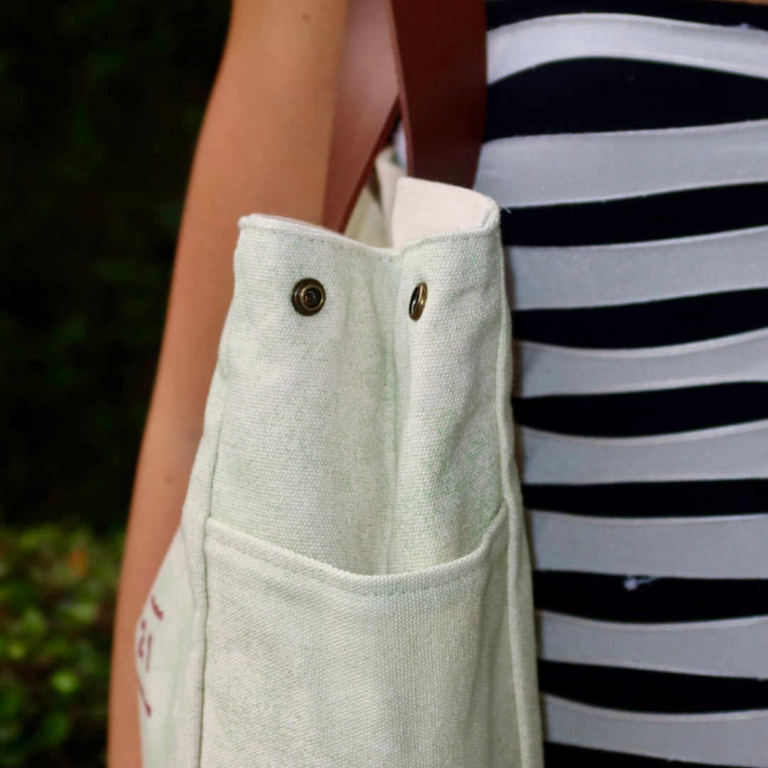 Bolsa Wallow Verde com Alça de Couro Marrom