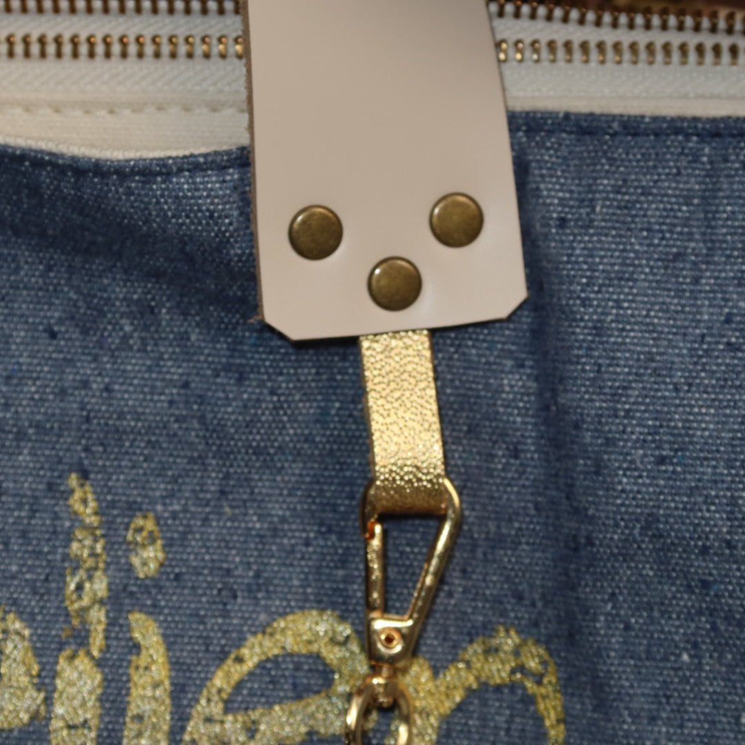 Bolsa Wallow Jeans Claro com Alça de Couro Off White com Zíper