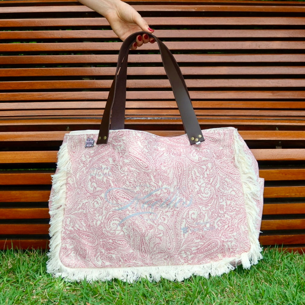 Bolsa Wallow Arabesque Rosa com Alça de Couro Marrom Escuro